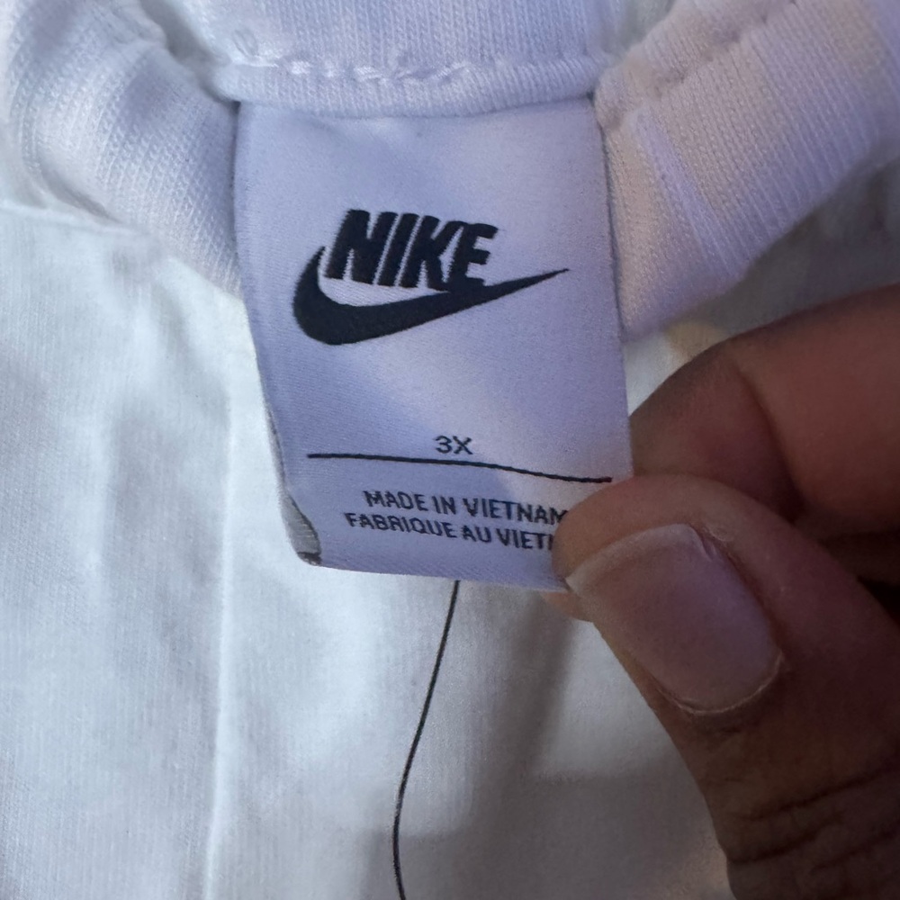 Nike Women's White Athletic Shorts - Picture 3 of 6